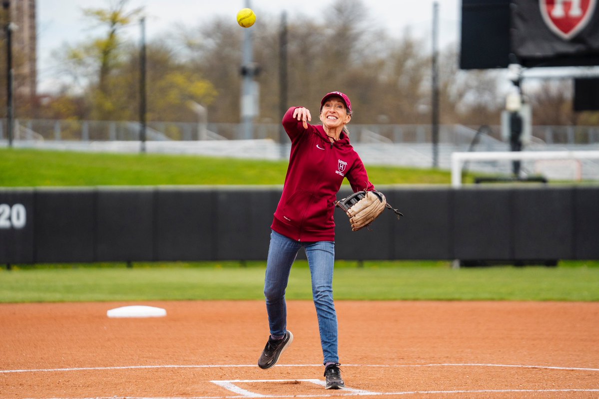 Harvard Softball tweet media