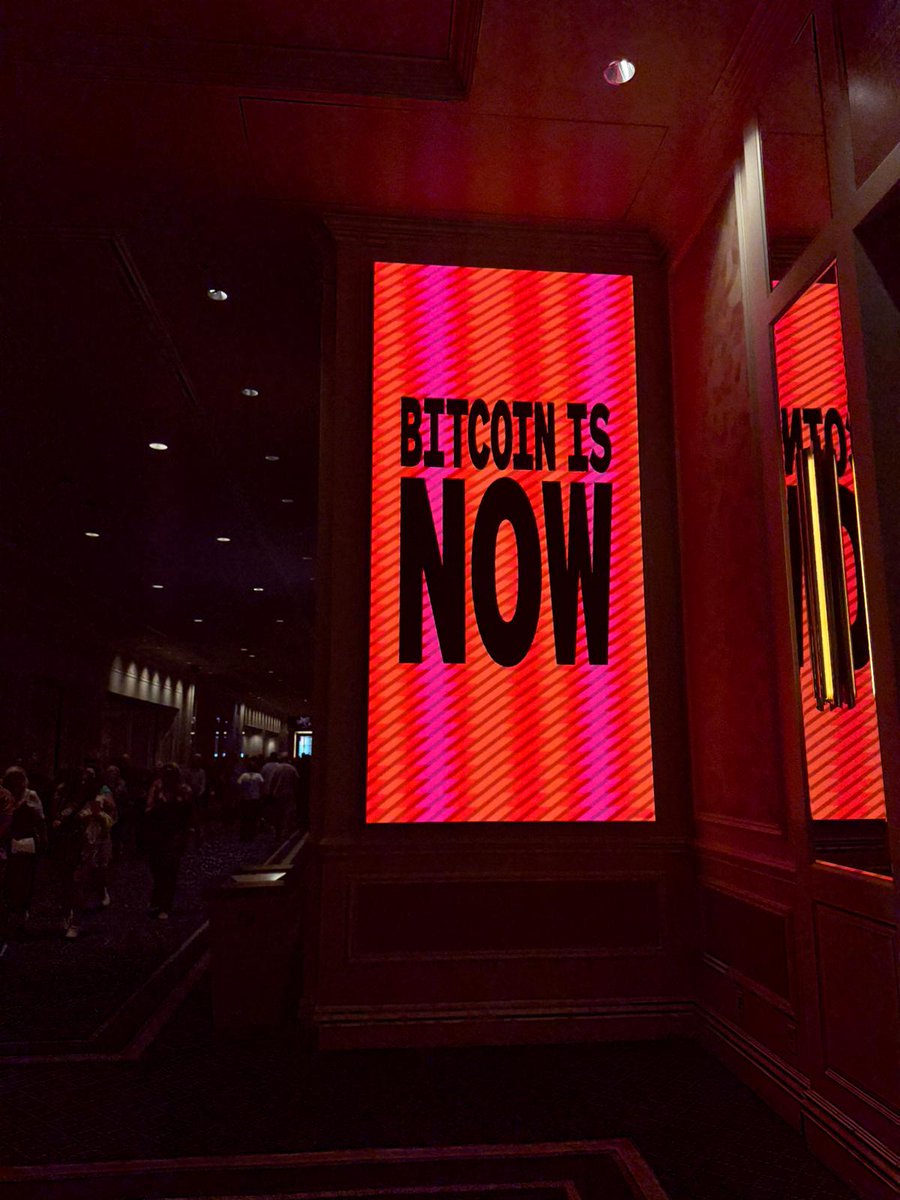 VANADI_Treasury's tweet photo. Estamos preparados para Las Vegas.

Vanadi Treasury ya está en @TheBitcoinConf  2026 como la primera cotizada española con estrategia de tesorería en bitcoin.

Venimos a uno de los grandes epicentros globales del sector para seguir impulsando, desde España, la conversación sobre innovación monetaria, mercados y adopción corporativa de Bitcoin.