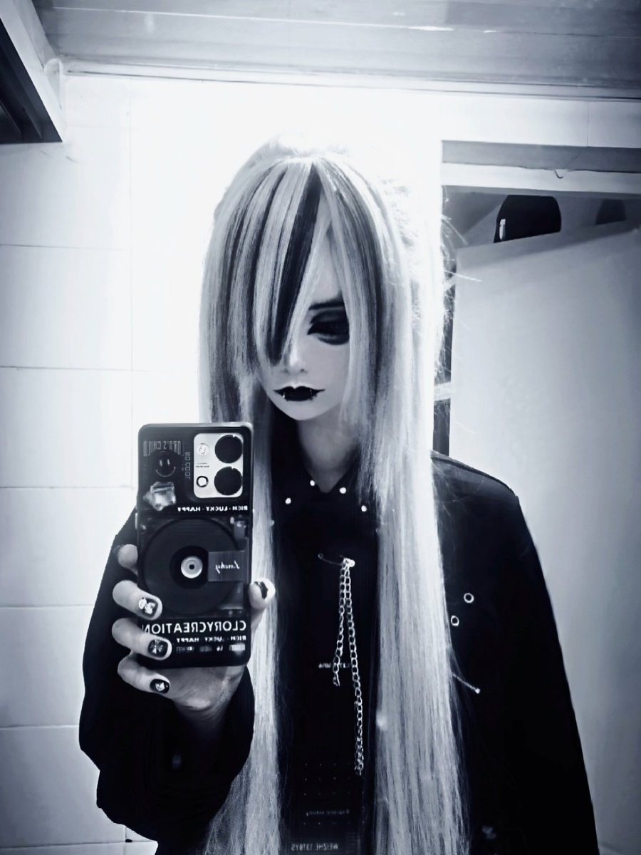 Visual Kei Community on X - 4.6K Members