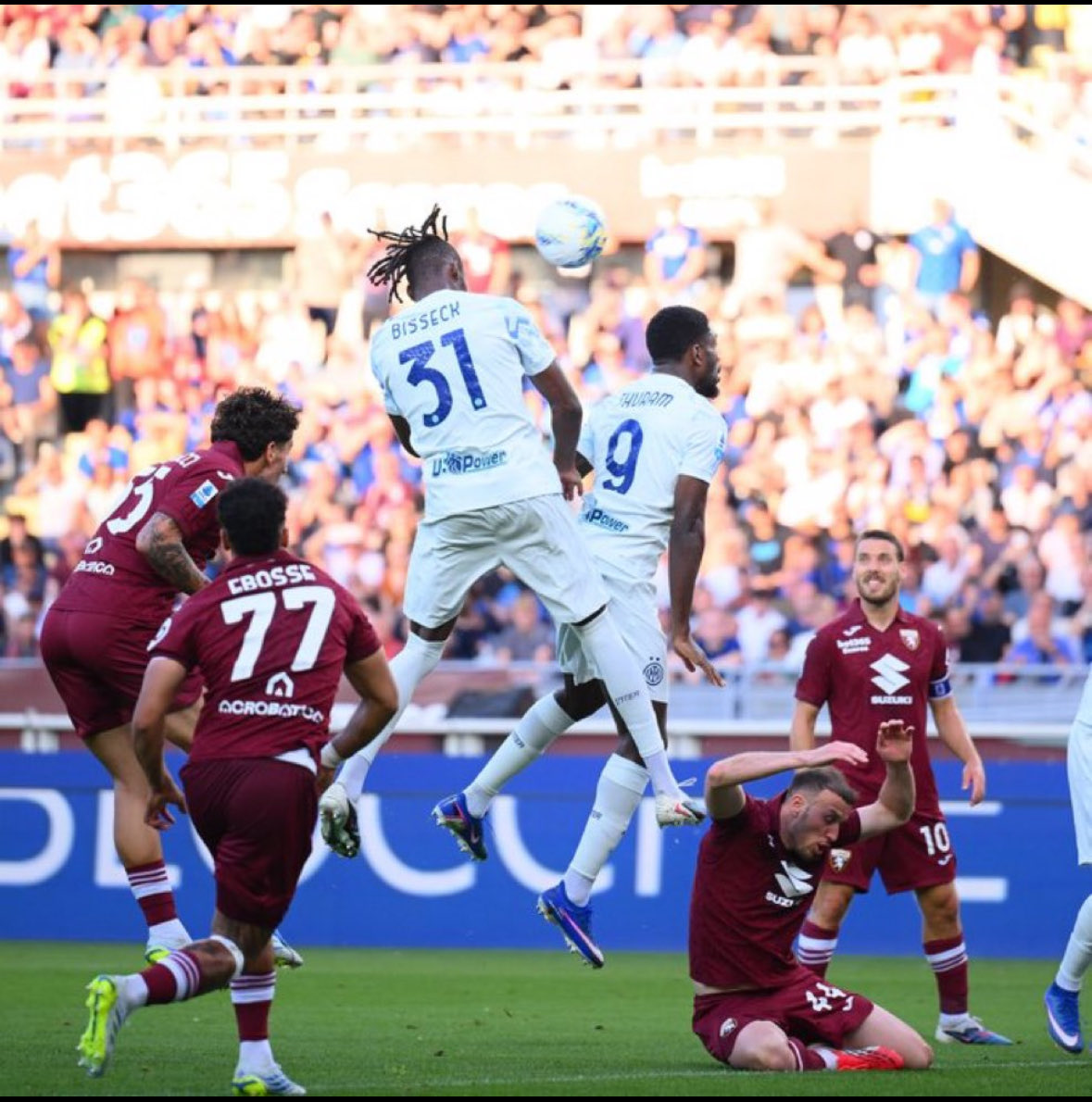 مهند tweet media