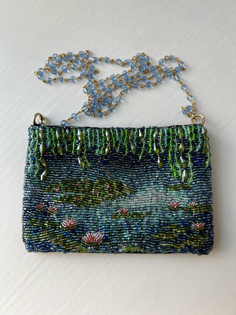 the palette and the beaded bag I made🪷