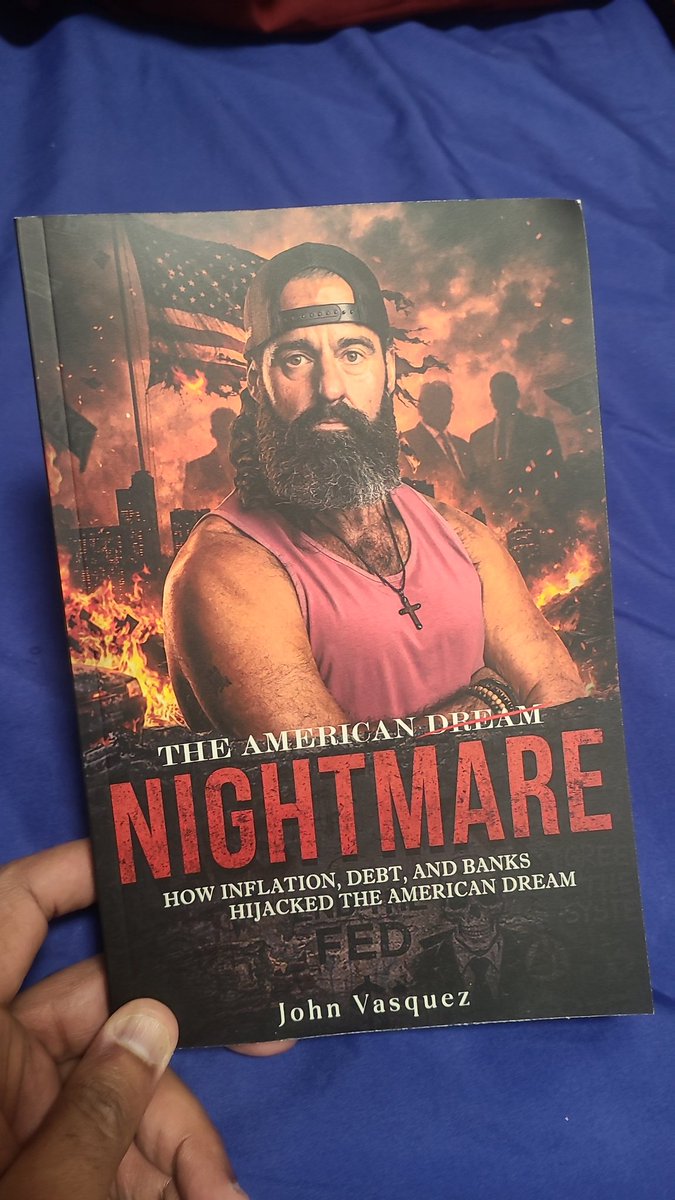 HEwitdaCRYPTO's tweet image. @Coachjv_ got my copy in NY!!! #Excitement #FinancialLiteracy #SoundMoney #Protection #Books #GoodReads