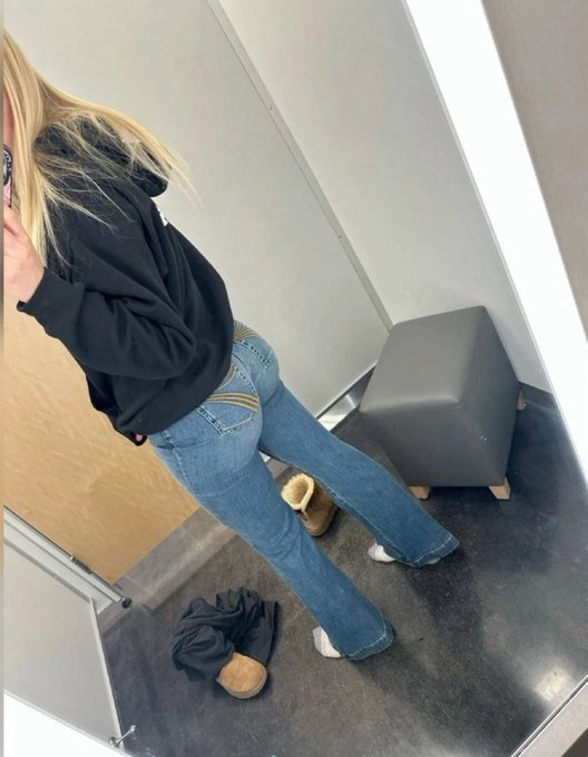 𝓐𝓵𝓲𝓬𝓲𝓪 ♥︎ᵔ ᵕ ᵔ tweet media