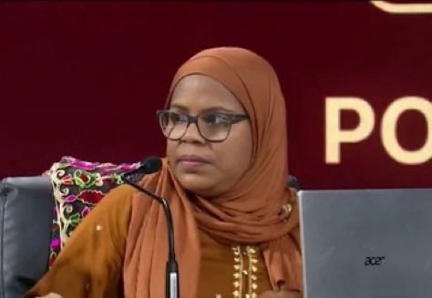 <a href="/Adamshareefz/">Adam Shareef Umar</a> , <a href="/Thoriqibrahim/">Thoriq Ibrahim</a> އަދި ކުރީގެ ބަންޑާރަ ނައިބު <a href="/dhiyanasaid/">Dhiyana ?🌹</a> ފޮރިން މިނިސްޓްރީގެ އެމްބެސެޑާ އެޓް ލާޖުގެ މަގާމަށް މިއަދު އައްޔަންކޮށްފި . މަރުޙަބާ!