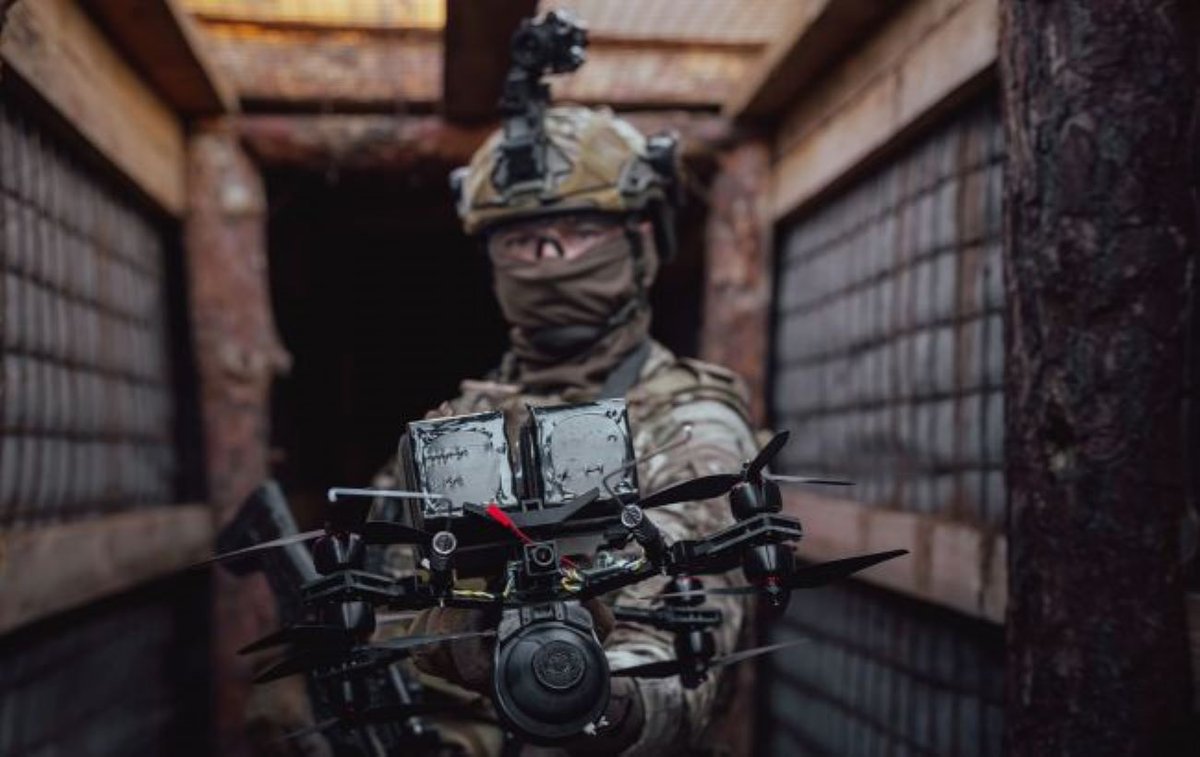 NewsUkraineRBC's tweet image. 🔥 Ukrainian #SBU pierces Russian air defenses in #Crimea, strikes three #combat ships (photos)

newsukraine.rbc.ua/news/ukrainian…