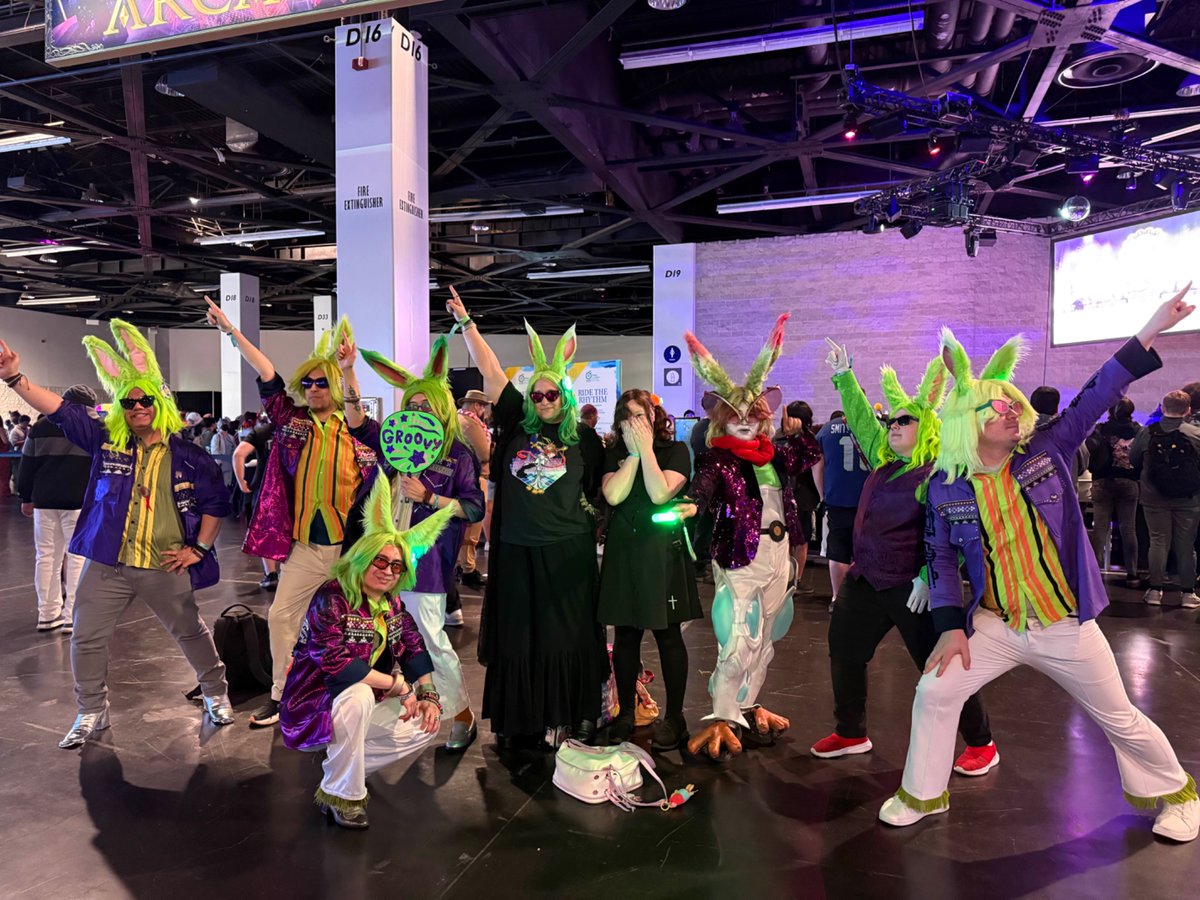 ᴀᴜᴛᴜᴍɴ @ Fanfest ! tweet media