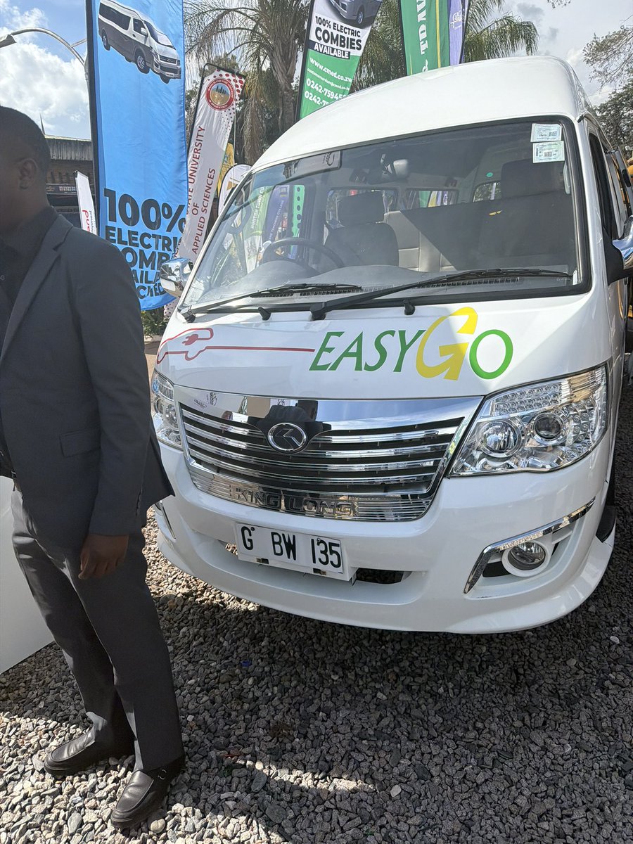 Tendai Chirau tweet media