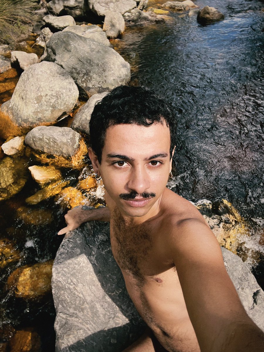 lança-perfume de andrade tweet media