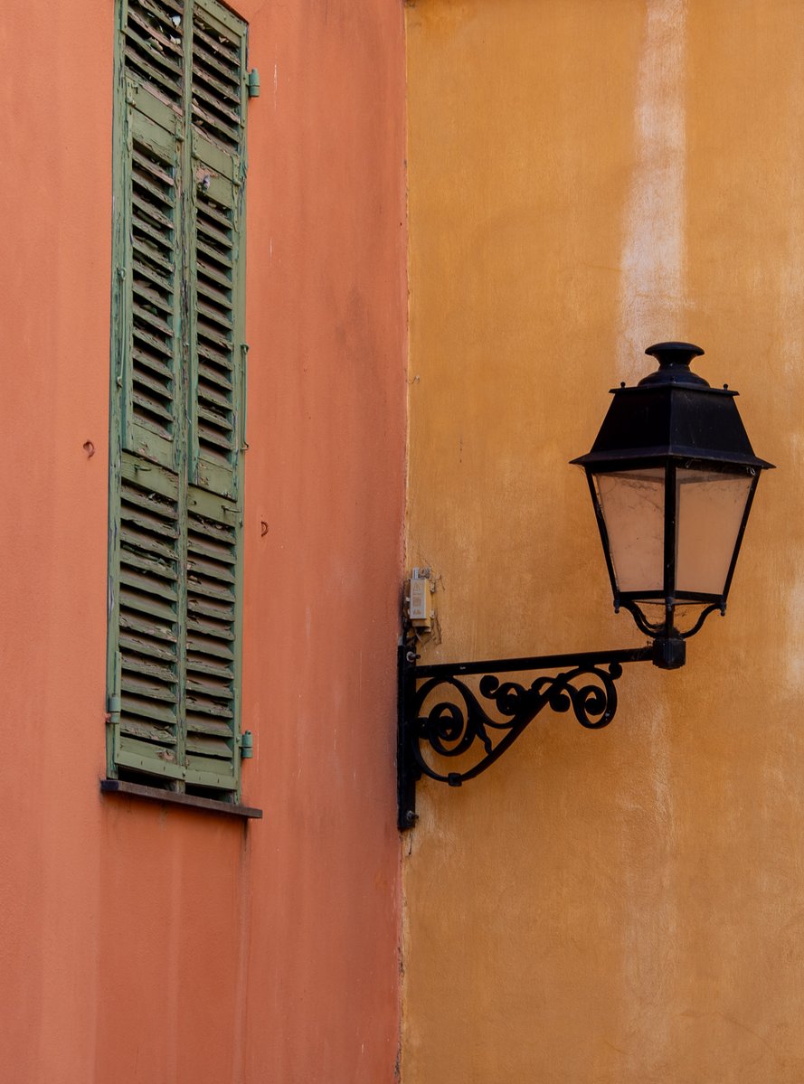 WellensRog's tweet image. #travel #MagnifiqueFrance #france #genieten #streetphotography #doucefrance #history Menton france