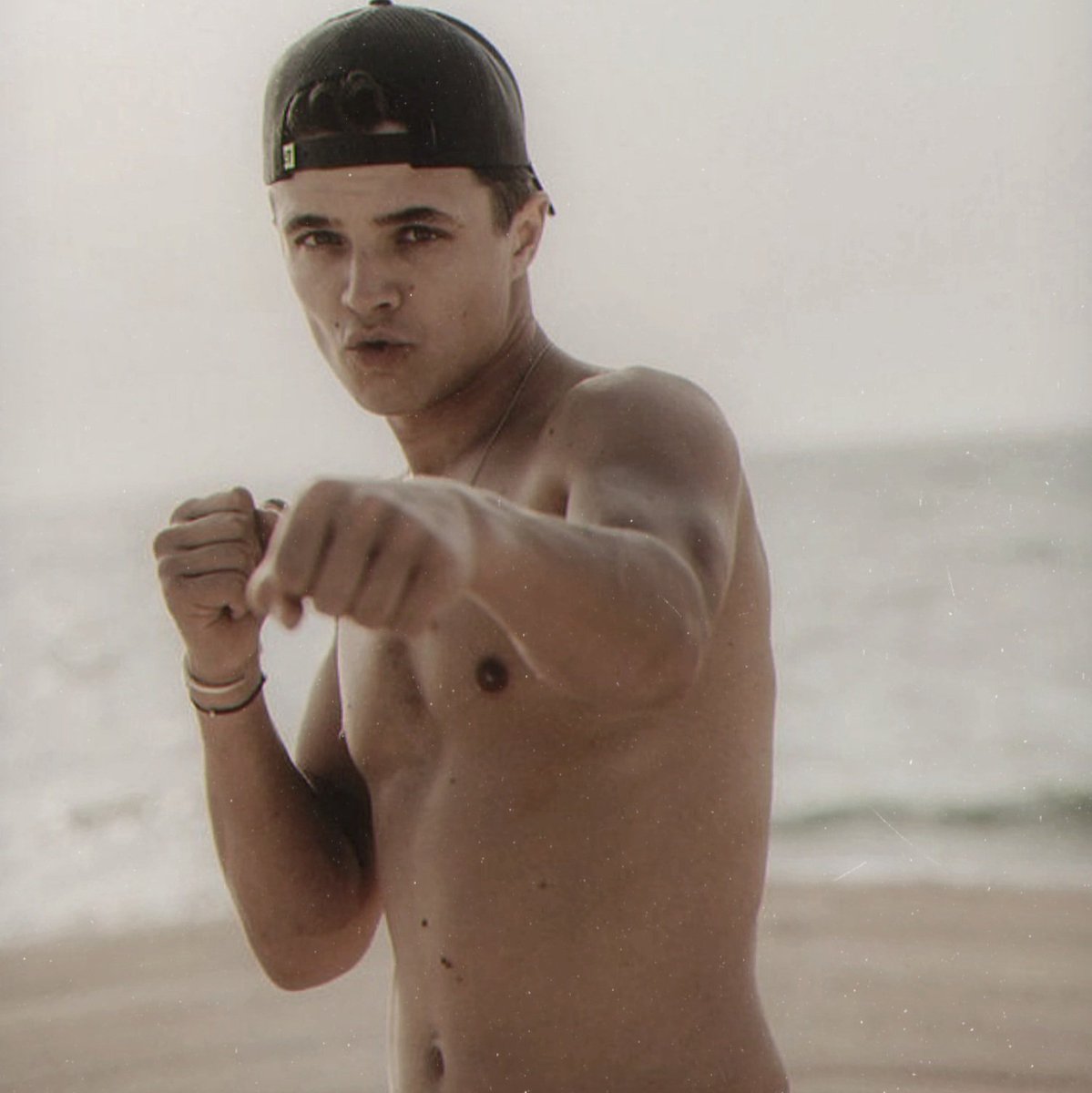 𝘓4𝘕 - ℳclaren's 𝒱ersion tweet media