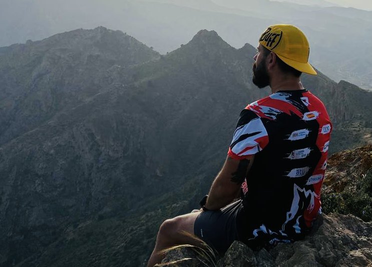 Buda87365's tweet photo. Como no estás experimentado en las cosas del mundo, todas las cosas con dificultad te parecen imposibles…!
Confía en el tiempo , suele dar dulces salidas a muchas amargas dificultades! 🤘🏽⚡️⛰️ https://t.co/WAPcKQ536B