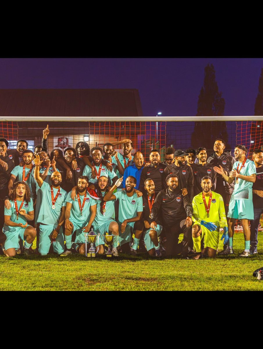 AdamShazad1's tweet photo. Southside Athletico won the double 🏆🏆 @frame_the_game_ 📸 https://t.co/pAT2fDCMAg
