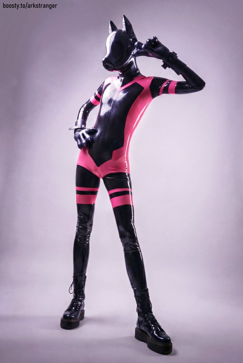 Who wants a personal drone? 👾
And if you had one, what would you use it for? 

Mask by: <a href="/Pupjoi/">Pupjoi</a>