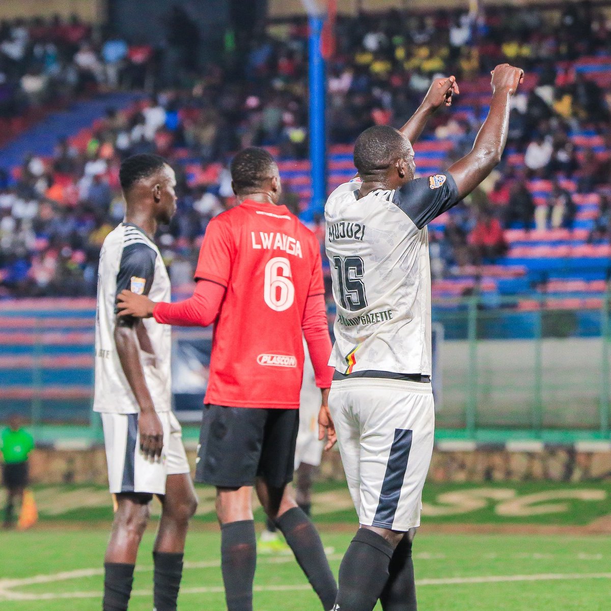 UPPC_FC's tweet photo. 40' | Vipers 0️⃣-0️⃣ UPPC FC
#StarTimesUPL #MatchDay25
#ComeOnYouPrinters https://t.co/W2lV4nyWUL