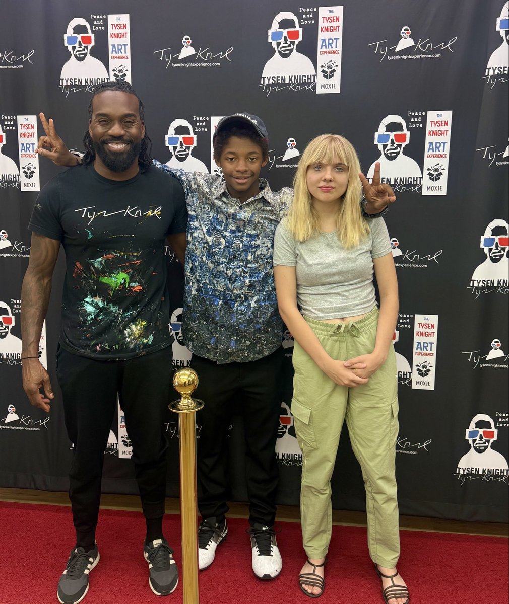 TysenKnight's tweet image. Tysen Knight Productions: Studio Tour 
#BeINSPIRED! 🌎🎨❤️