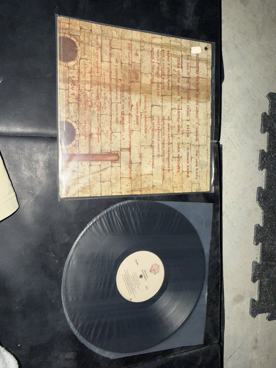 TommyGun717's tweet image. #Black #Sabbath #Dehumanizer #Voodoo #Paranoid