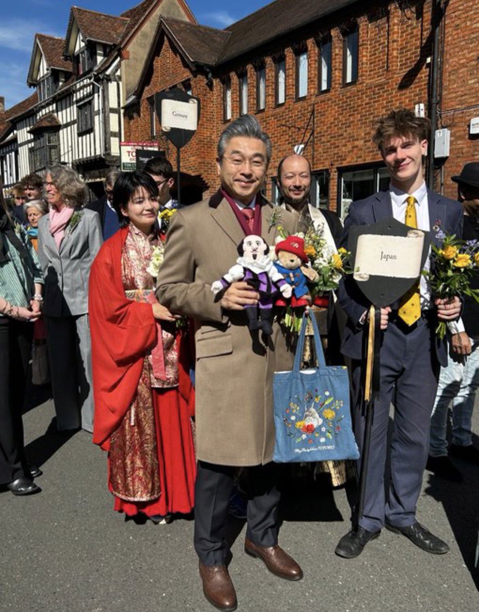 Claire L Meadows MA 🖋️ tweet media