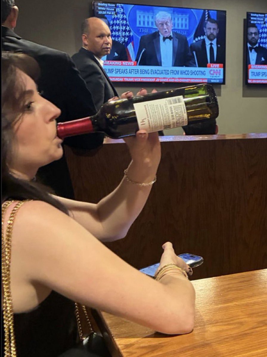 Gina Milan tweet media