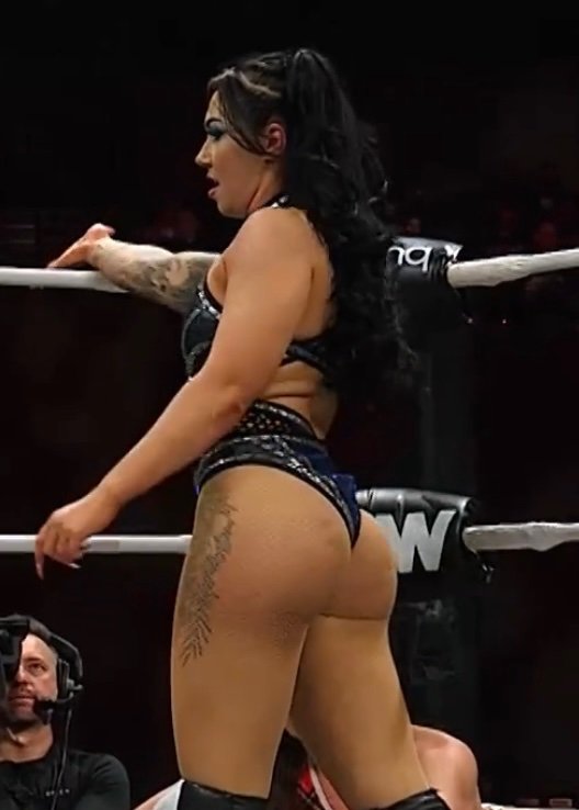 Skye Blue on #AEWCollision

🍑 #AEW
