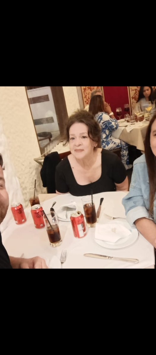 rosydeperez63's tweet image. Anoche tenía excusas: quería seguir durmiendo, llovía mucho y se fue la luz, pero había aceptado una invitación de personas muy especiales: mis hijos y una amiga de ellos, una excelente bailaora de flamenco.
El cariño se demuestra con acciones, no con palabras.
#Felizdomingo