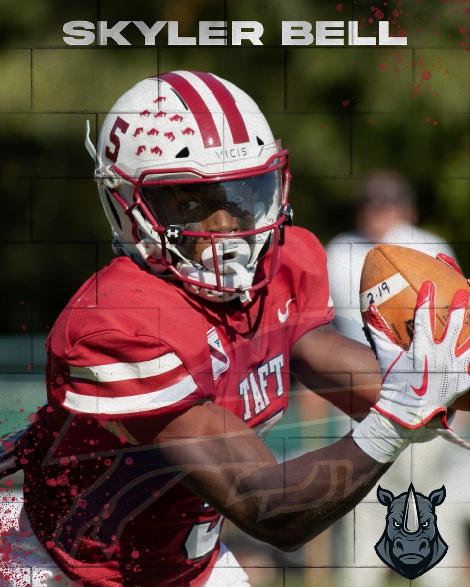 TaftFootballCT's tweet image. In honor of Skyler Bell ‘21 @Juicebe11 selection to the @BuffaloBills - check him out in action as a Rhino! 🦏🆙 #gorhinos #gobigred #wearetaft #billsmafia #billsnation #uconnfootball