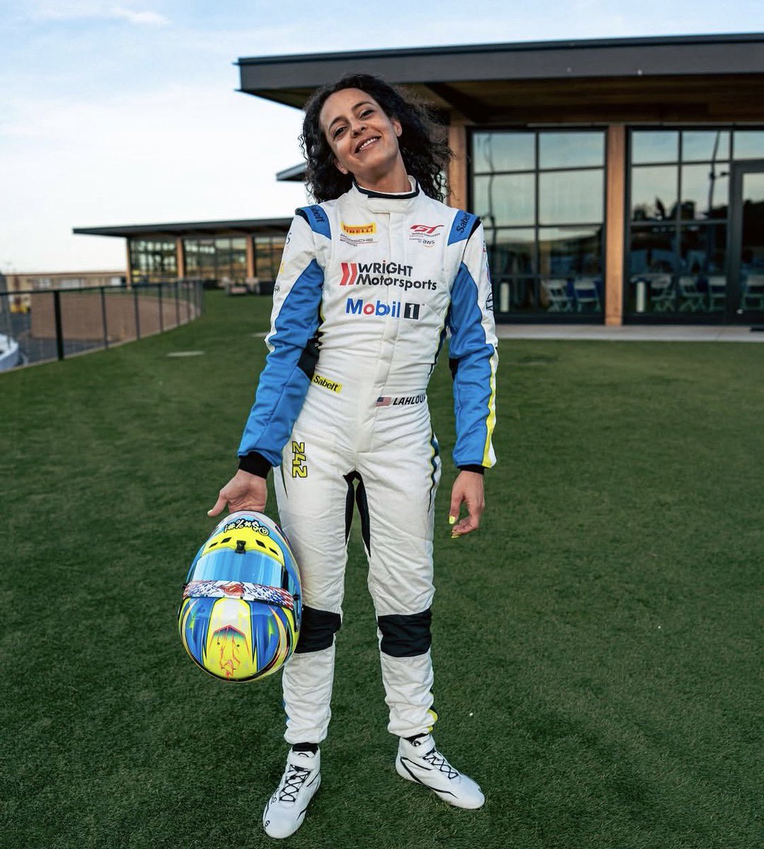 Unpaid1ntern's tweet image. There’s a lady in this GTWorld America race I’m watching and her name is Therese Lahlouh. 

She used to be a chef and a journalist but now she hauls ass in a Porsche GT3 as part of their driver program.

I think she’s #cool
