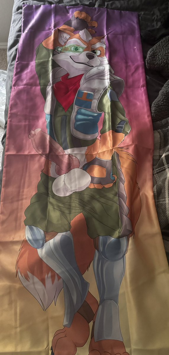 Thank you <a href="/Dabuttlion/">WeScar - LOV</a>, it’s even better in hand. Always quality work :3. Now I just need to source a smaller pillow