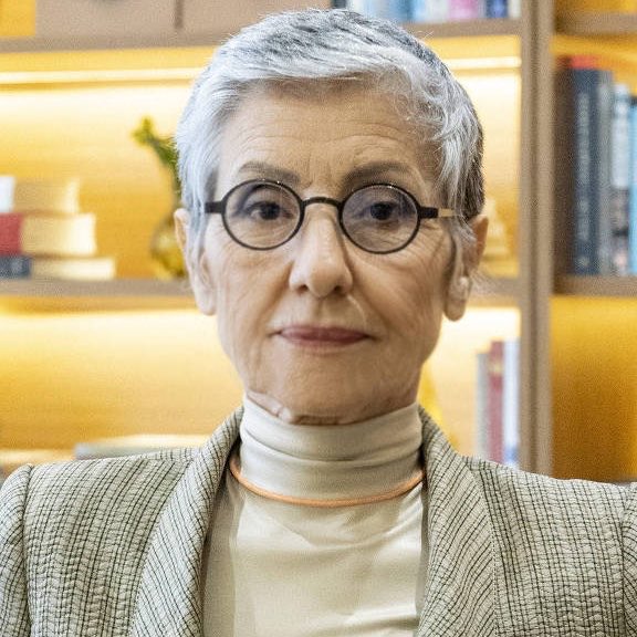 UpdateCharts tweet media