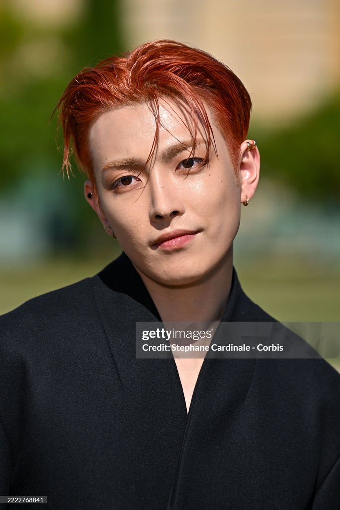 topazfanatic's tweet photo. getty image curse has nothing on kim hongjoong https://t.co/T1VpiIZVm5