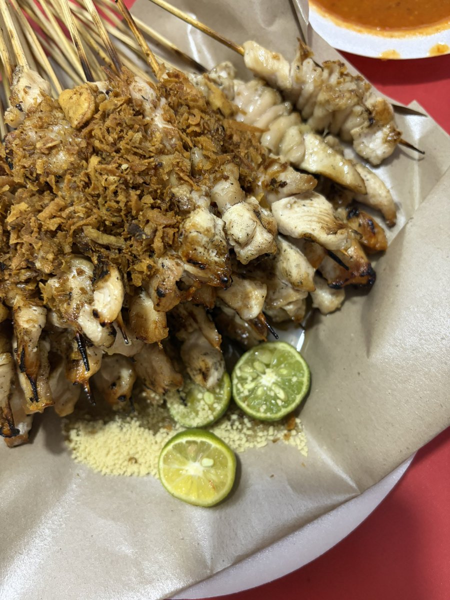 َibuk galak tweet media