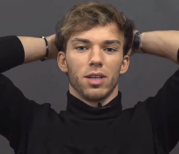 Оставляю любимого здесь и иду спать (на три часа раньше чем обычно)