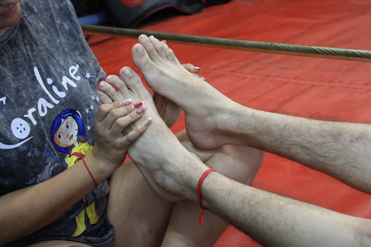 FoxxxesNBunnies tweet media