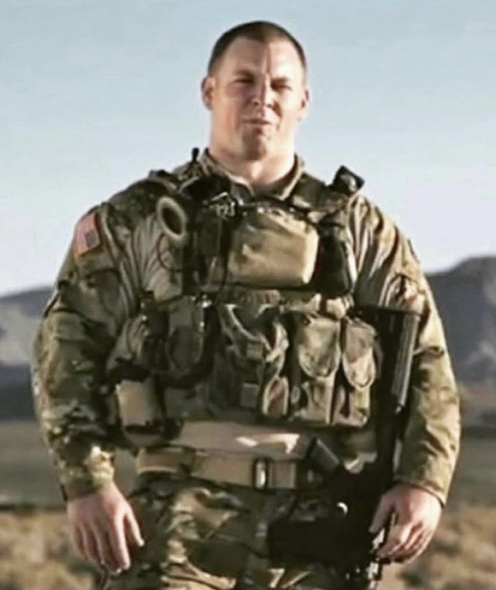 op_hawkeye's tweet image. 4.26.2016 | Tech Sgt (Retired) Sean Harvell 🇺🇸

#OpHawkeyeRemembers #SeanHarvell #USAF #24STS #CCT #combatcontroller #FirstThere #SilverStars (2) #BronzeStars (3) #PurpleHeart
#supportourSOFcommunity #Operation_Hawkeye

📜 cctmemorial.com/Brothers/H/Har…
📜 sgtmacsbar.com/CCTPhotos/Gall…
📰
