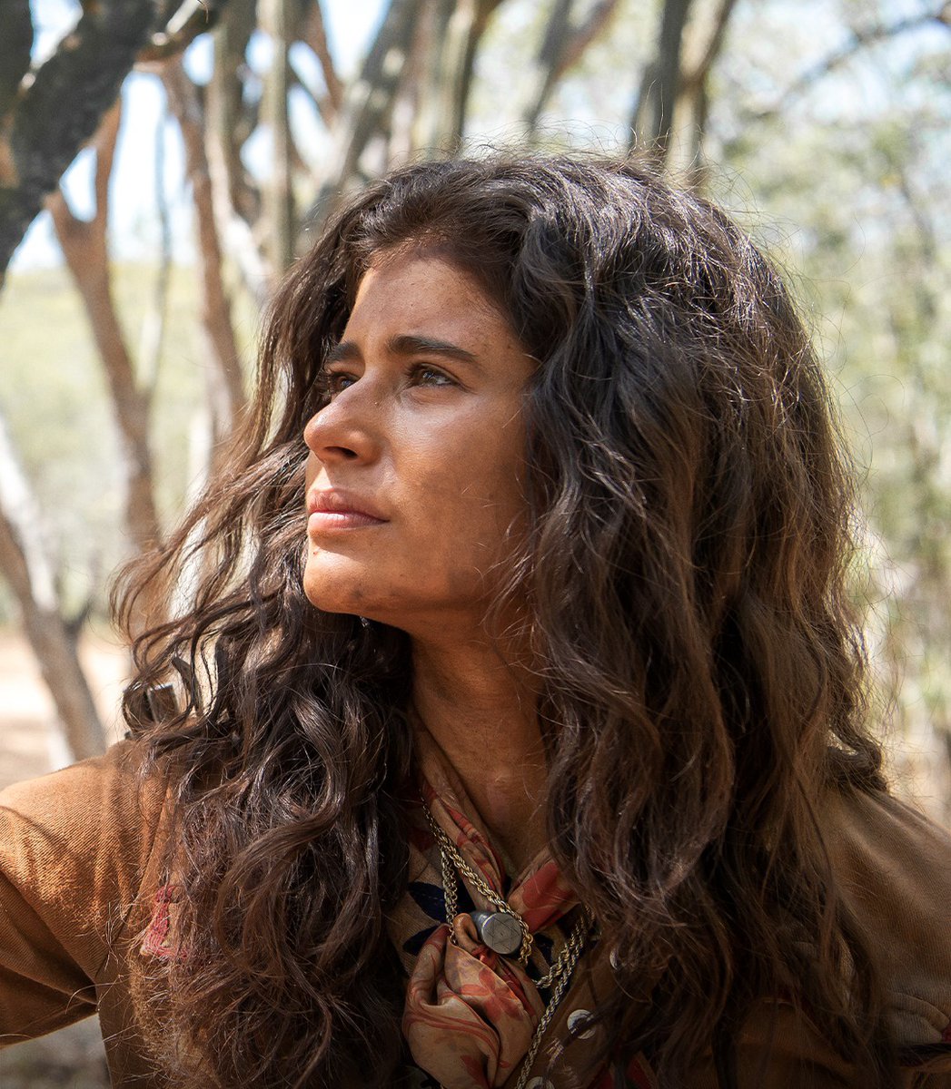 acervoisacruz's tweet photo. vote em isadora para melhor atriz em novela!!! 

#IsadoraCruz #MelhorAtrizemNovela #SECAwards 

🔗: https://t.co/SxojW7gr4r https://t.co/xpe8s2XJnr