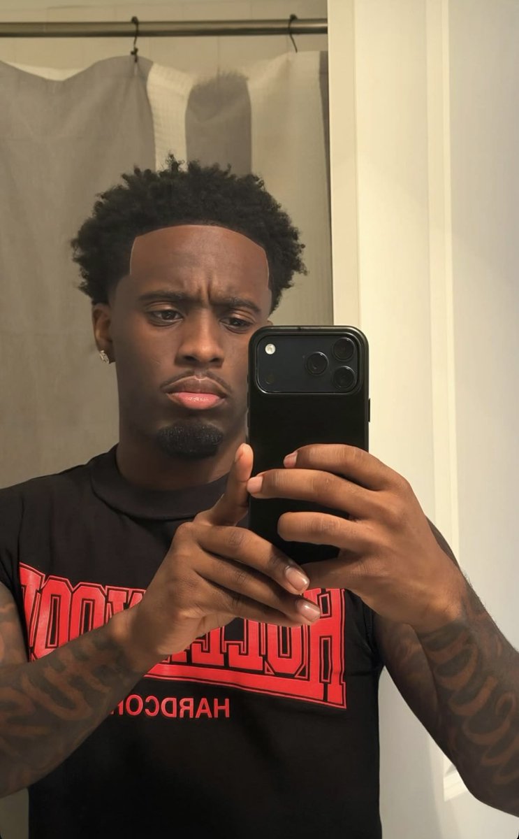 𝐂𝐚𝐬𝐩ɘ𝐫🧃 tweet media