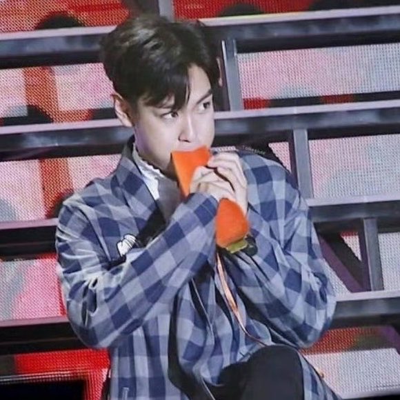 moon bubble tweet media