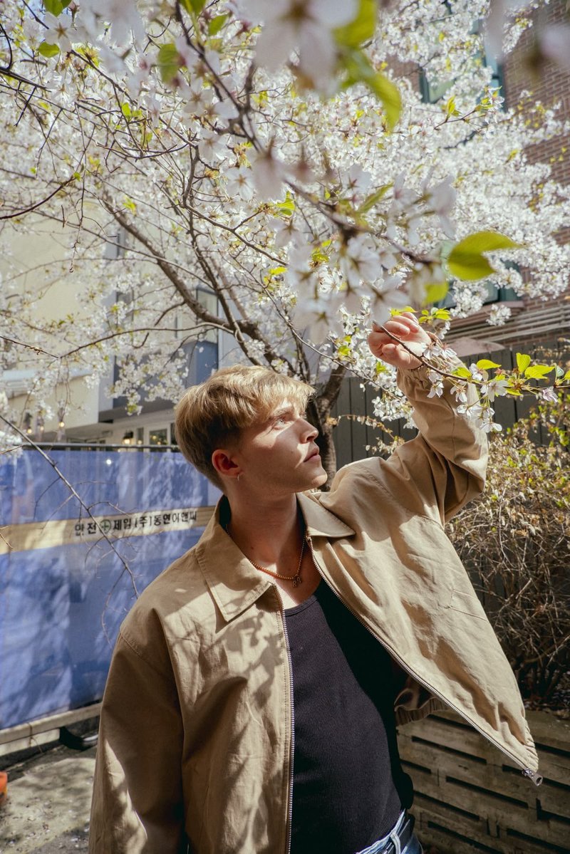 Johnathan 🧣 🌌 tweet media