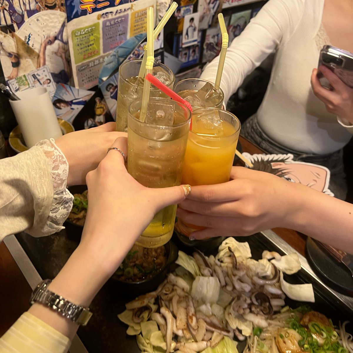 衿子 tweet media