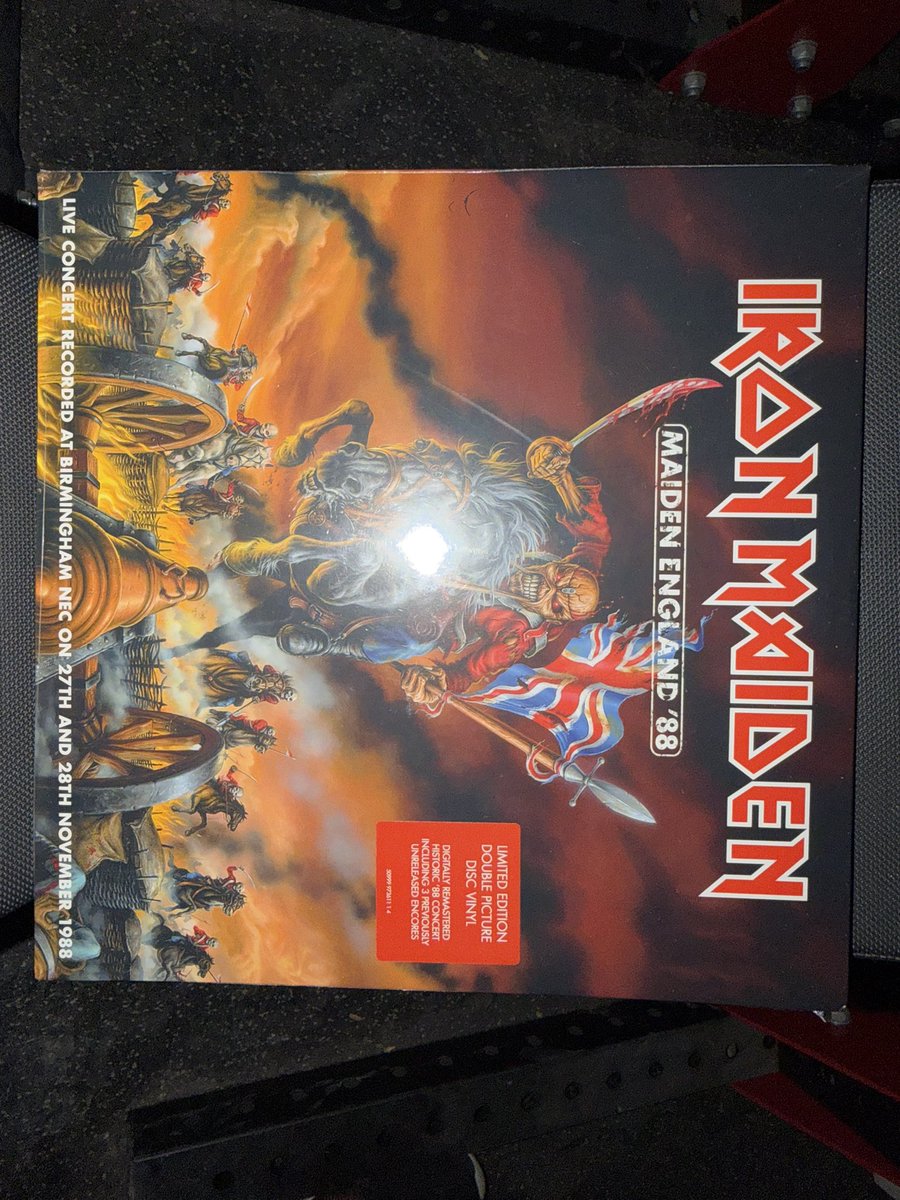 TommyGun717's tweet image. #Death #Vinyls #Iron #Maiden #Megadeath #Metallica #Nazareth