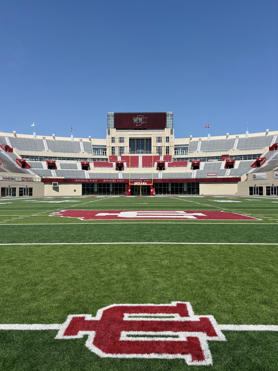 Weggie Rayne tweet media