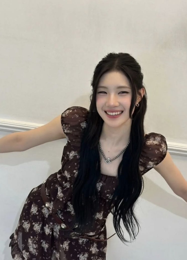 linggg. (@lingling_24) / Posts / X