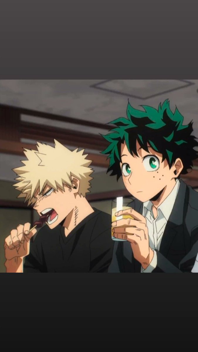 I can't get over this, look at them 
THEY'RE ALL GROWN UP AND STILL TOGETHER