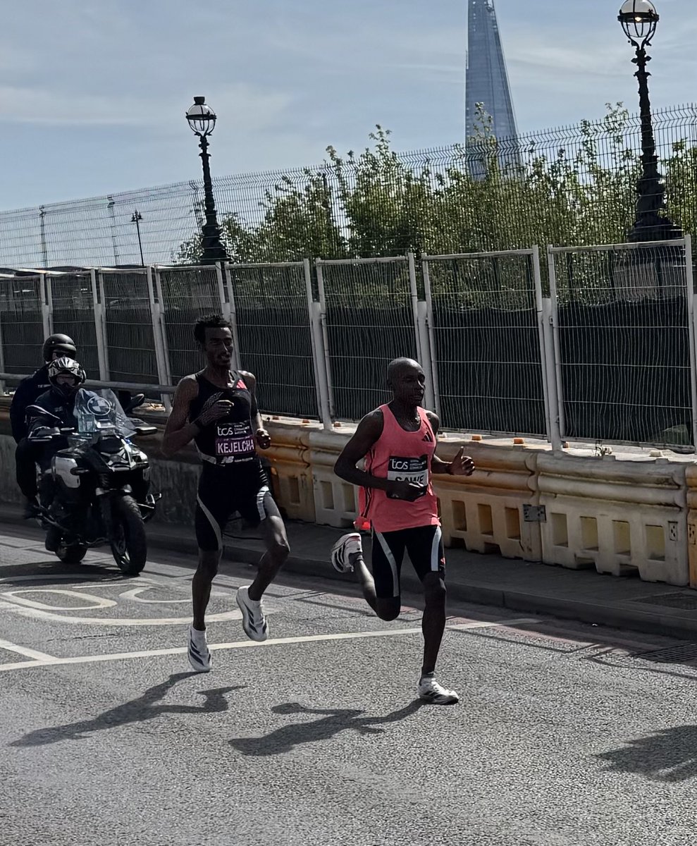 ilvedson's tweet photo. @MarcusMilione Between mile 20 &amp; 21 today! https://t.co/kB5wv8YgYT