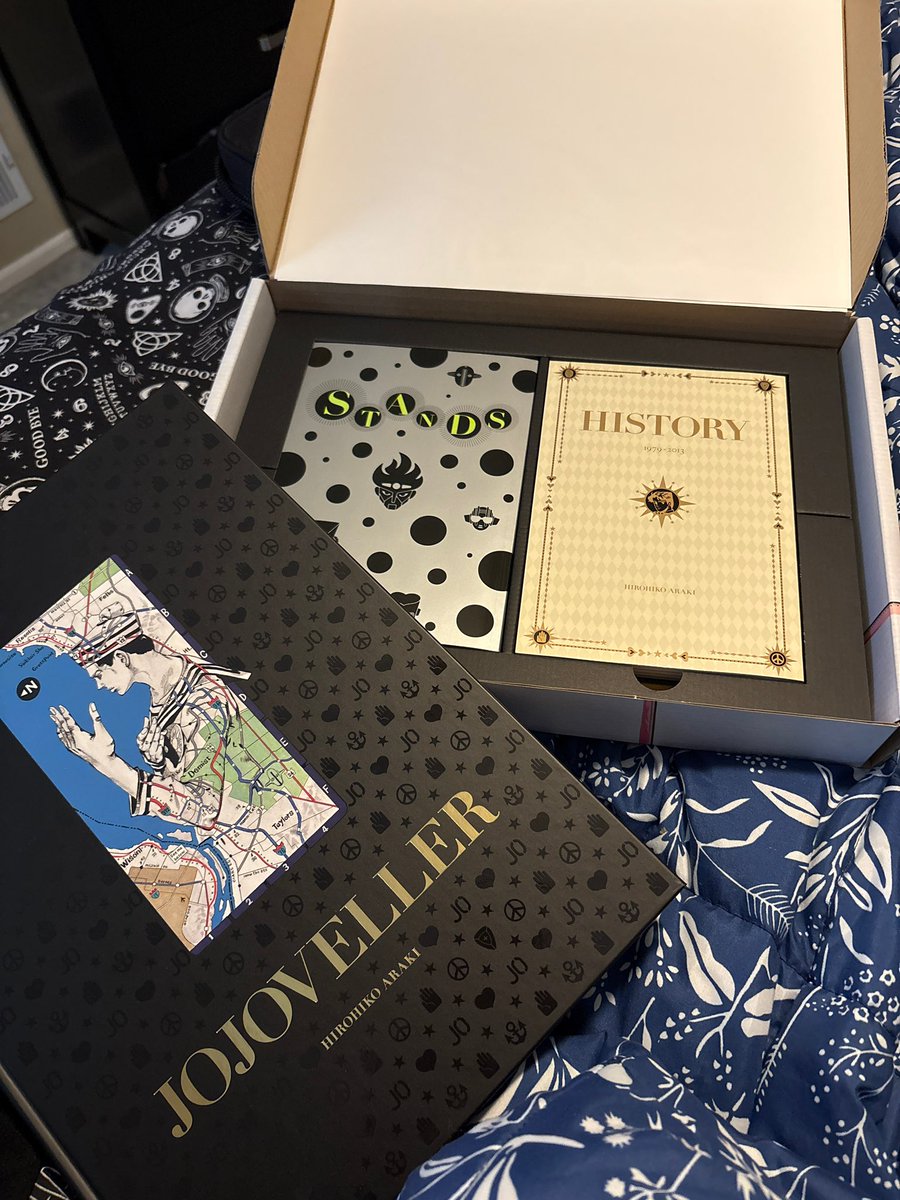Zarna_amp's tweet photo. Splurged a little and got Jojoveller. I now have a physical copy of the art I’ve been using as my phone wallpaper for a little over a year now. I love you Araki https://t.co/KYIiBaJM3T
