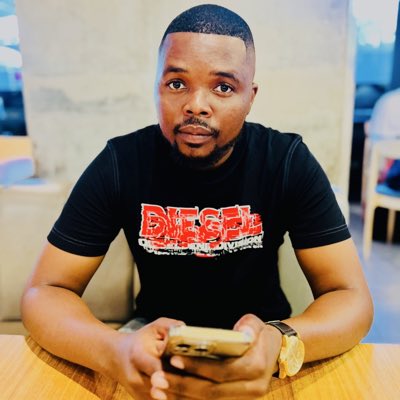 MathonsiSmiso's tweet photo. #NewProfilePic https://t.co/WSWhmPG02b