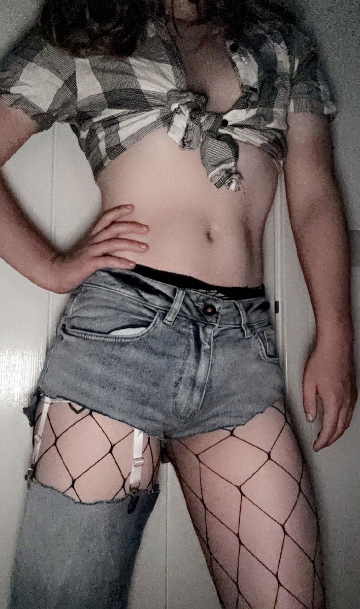 𝓐𝔂𝓶𝓮𝓻𝓲𝓬 tweet media