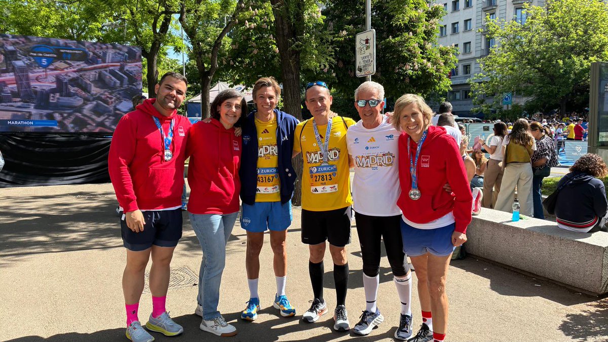mandelina15's tweet photo. Espectacular día; un 10 para la organización @RNRmadmaraton y un 20 la compañía 🤪 https://t.co/5tRBn0oUHj