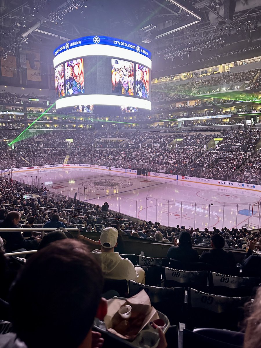 The Royal Half tweet media