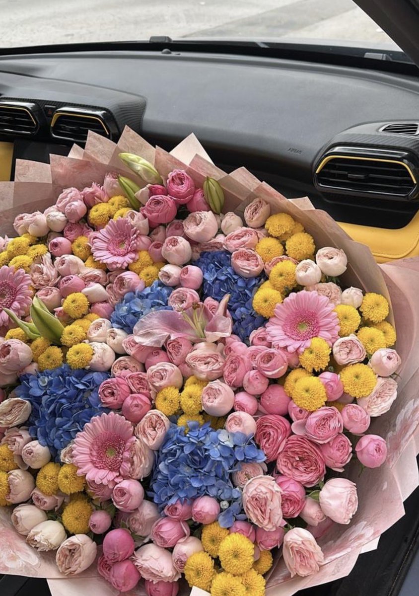 مشاعر الهدية tweet media