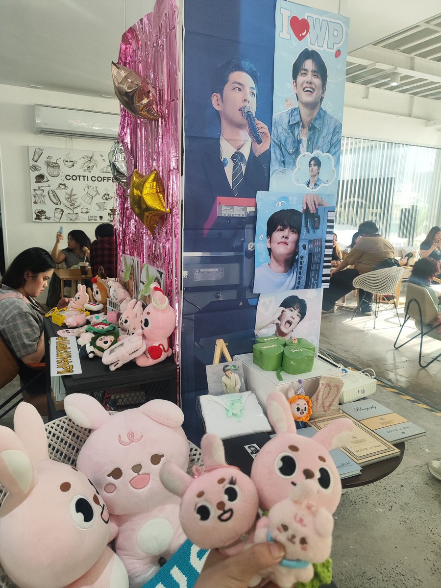 aruepil's tweet photo. Thank you so much @WalkWithPil and Happy Birthday Wonpil! 👑🥳🎹
- Pilcess Marie Mae

(other pics below)
#TimelessPrince_KWP #WalkWithPil 04.25.2026 https://t.co/NpxtAd2ExA